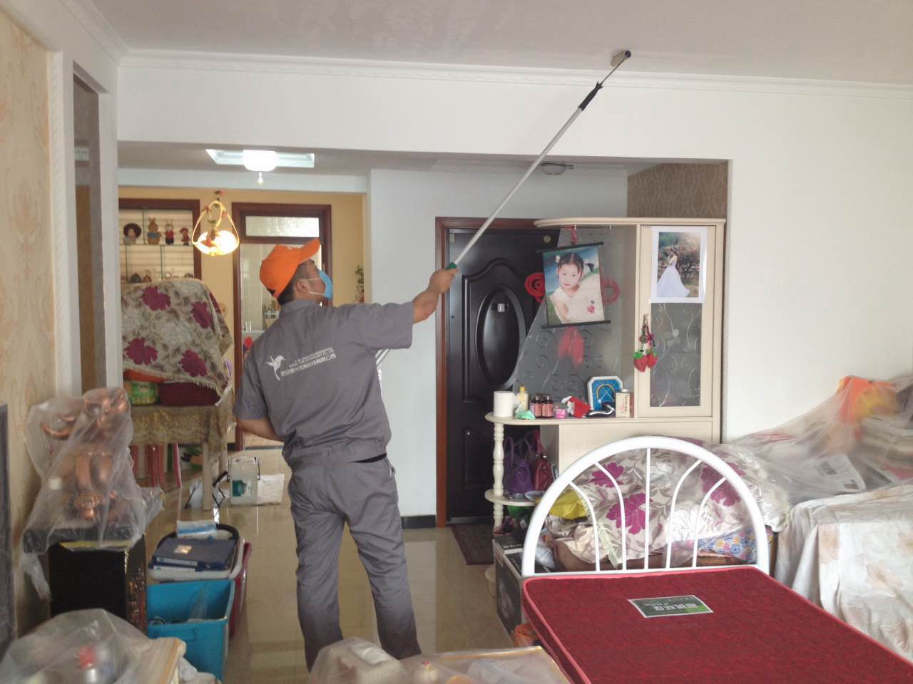 墻頂面滾筒施工 墻頂面滾筒施工