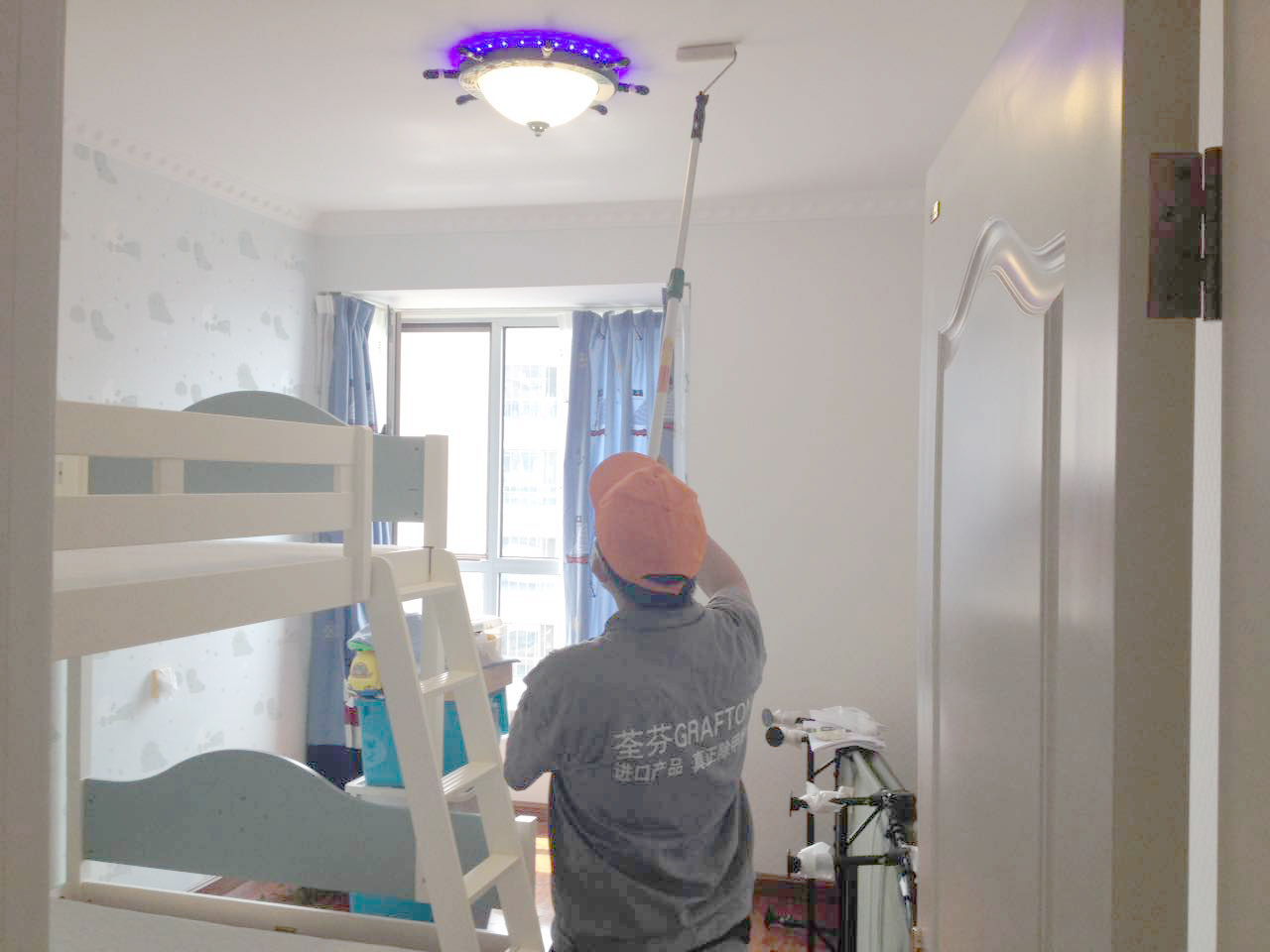 兒童房頂面滾筒全方位施工 兒童房頂面滾筒全方位施工