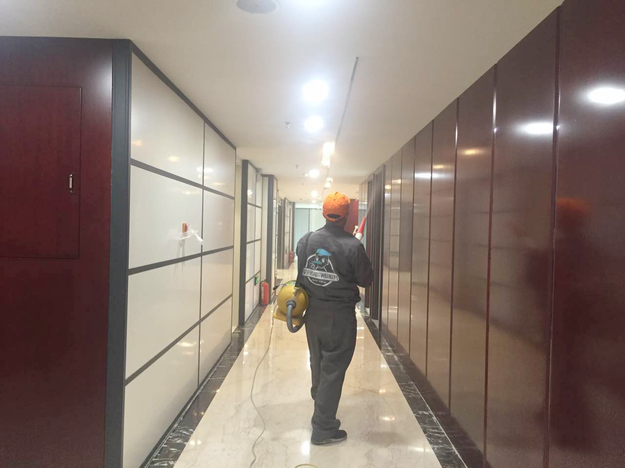 過(guò)道柜子甲醛治理 過(guò)道柜子甲醛治理