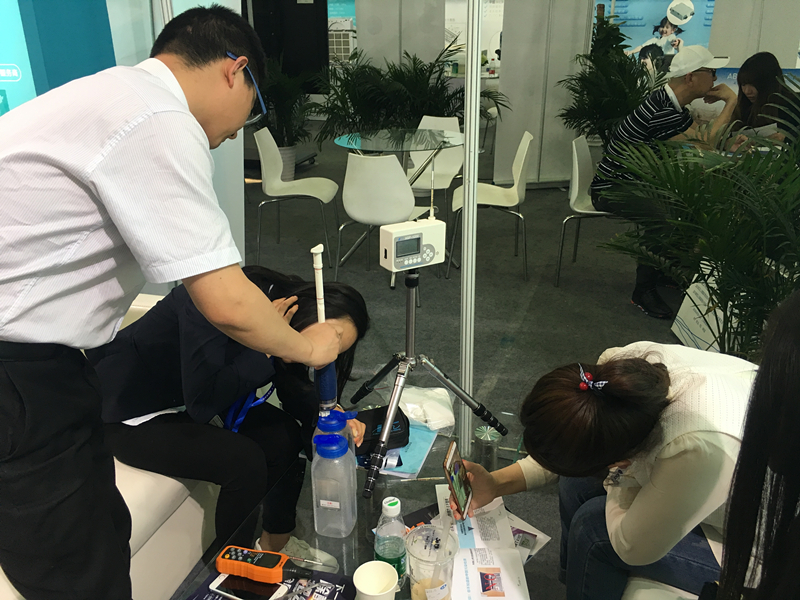 除醛實(shí)驗(yàn)展示 除醛實(shí)驗(yàn)展示