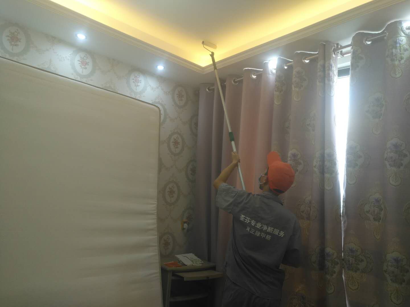 臥室客廳頂面全方位施工 臥室客廳頂面全方位施工