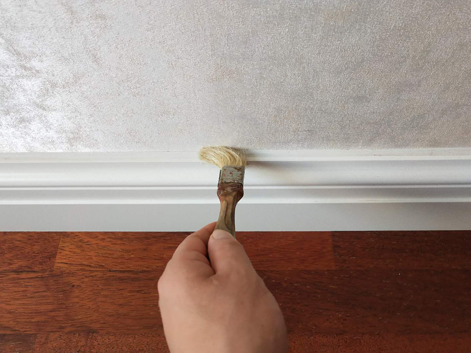 墻邊踢腳線刷子精細(xì)化處理 墻邊踢腳線刷子精細(xì)化處理