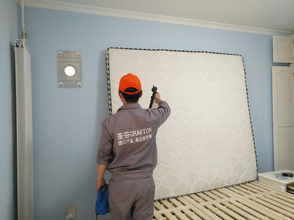 臥室床墊噴涂全方位施工 臥室床墊噴涂全方位施工