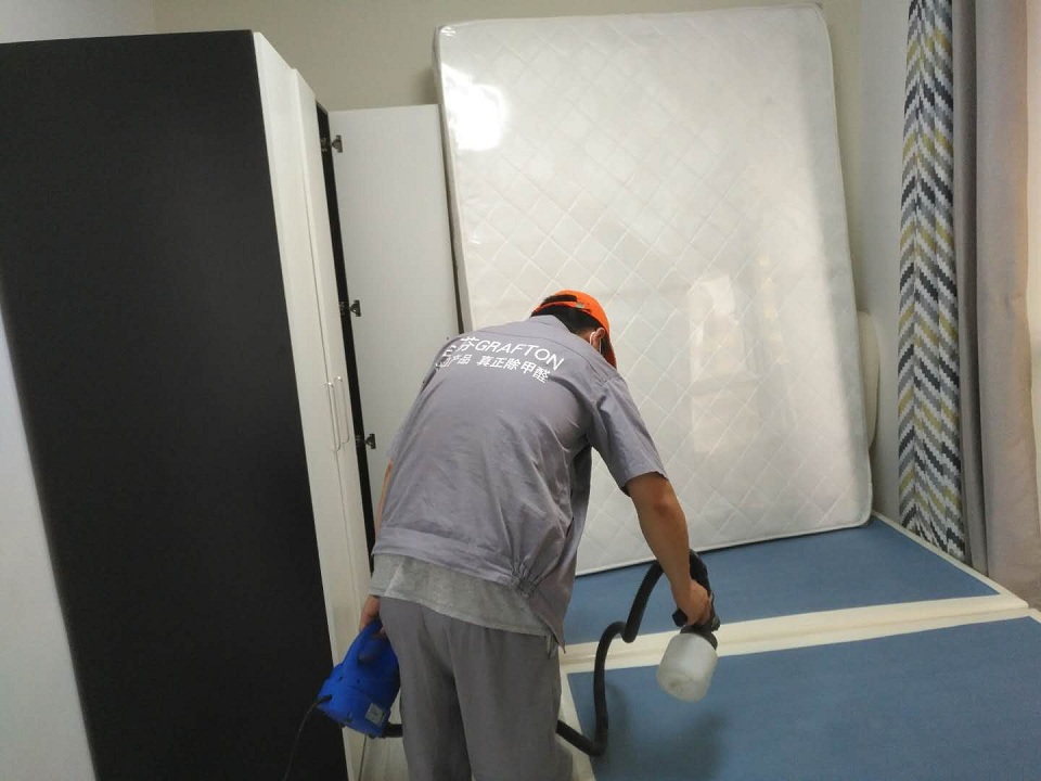 臥室床床墊全方位噴涂施工 臥室床床墊全方位噴涂施工