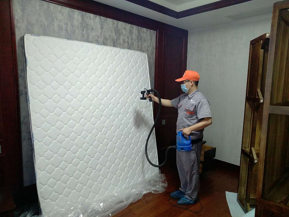 臥室床墊全方位噴涂施工治理 臥室床墊全方位噴涂施工治理