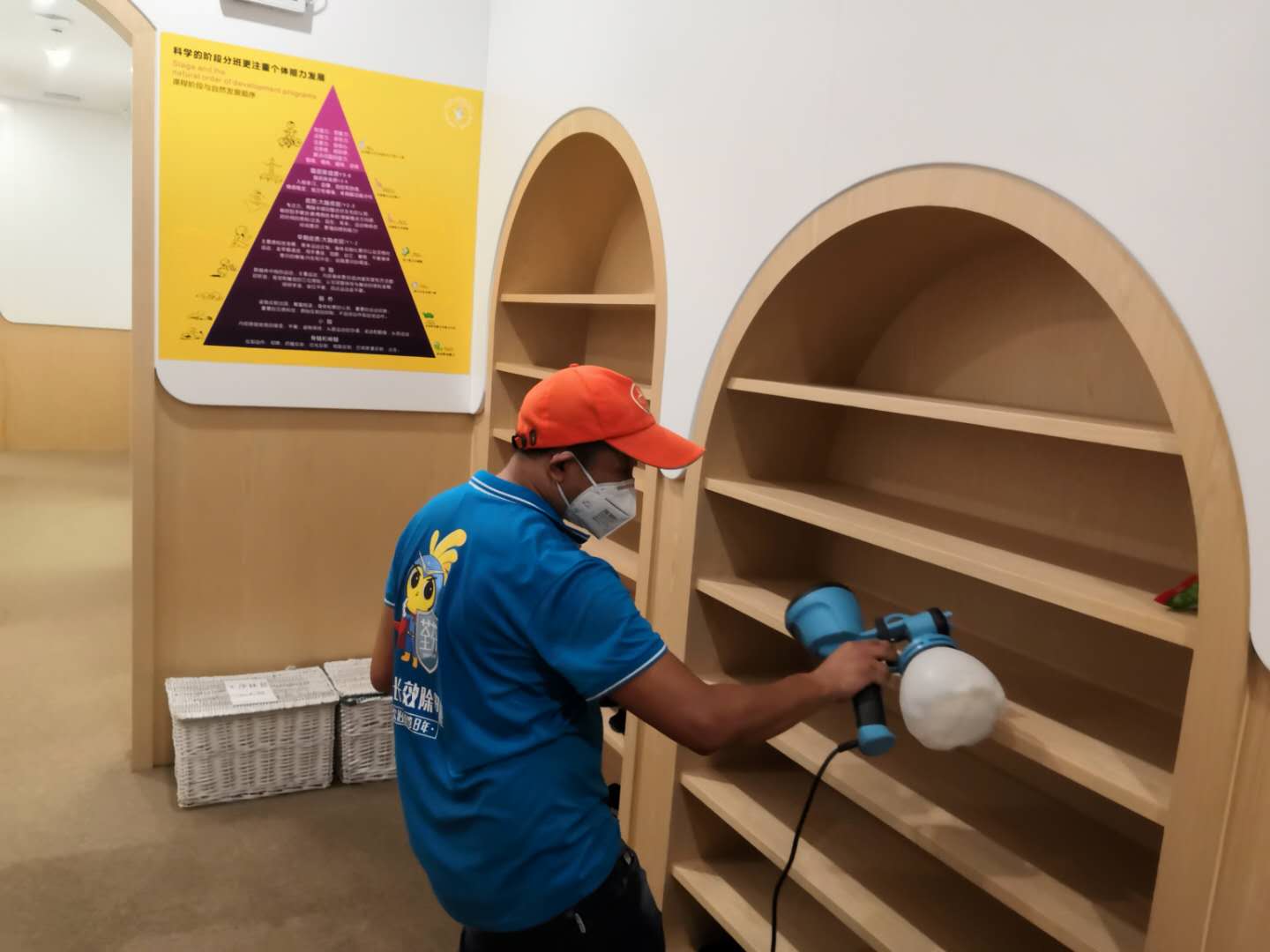 幼兒園柜子全方位噴涂施工 幼兒園柜子全方位噴涂施工