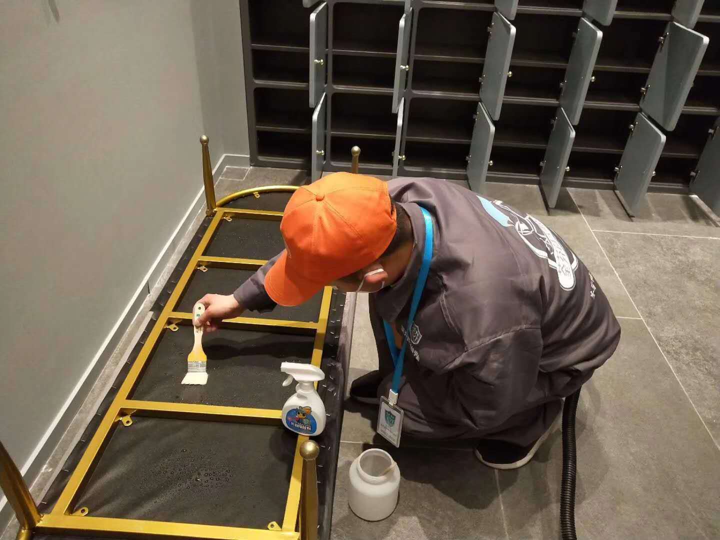 餐桌刷子精細(xì)化施工治理 餐桌刷子精細(xì)化施工治理