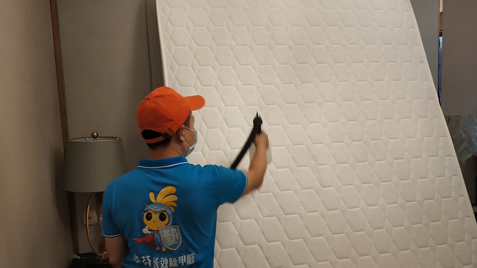 臥室床墊全方位噴涂施工 臥室床墊全方位噴涂施工