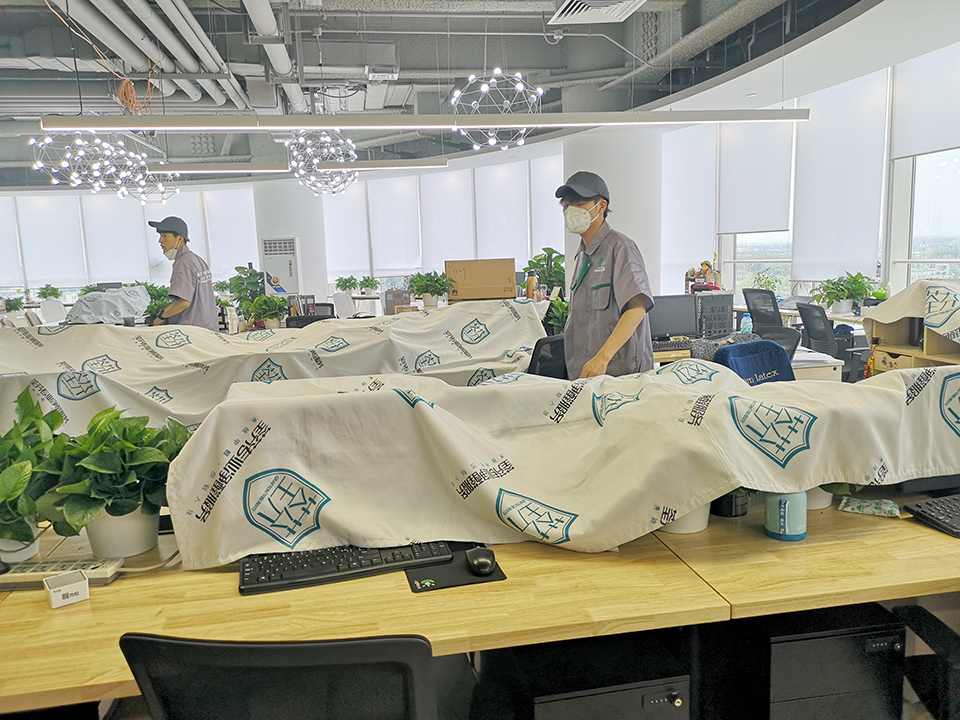 辦公桌椅養(yǎng)護(hù)布防護(hù) 辦公桌椅養(yǎng)護(hù)布防護(hù)